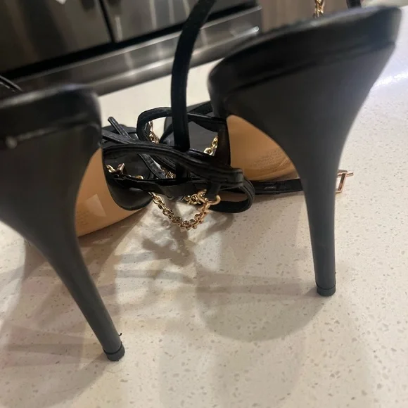 Black Express sandals, approx 4inch heel - Picture 2 of 5